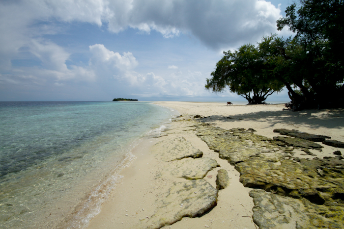mataking island, borneo, malaysia, asia, travel, photography, honeymoon, diving, turtles, semporna, resort, vacation