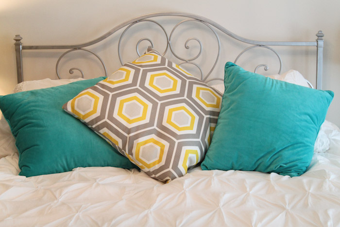 Guest Bedroom Renovation: Yellow and Gray