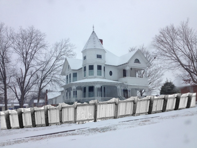 1899 Victorian with picket fence