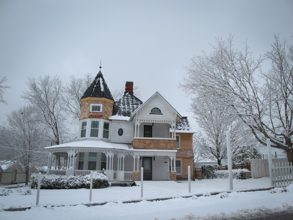 Our 1899 Victorian classic in the snow