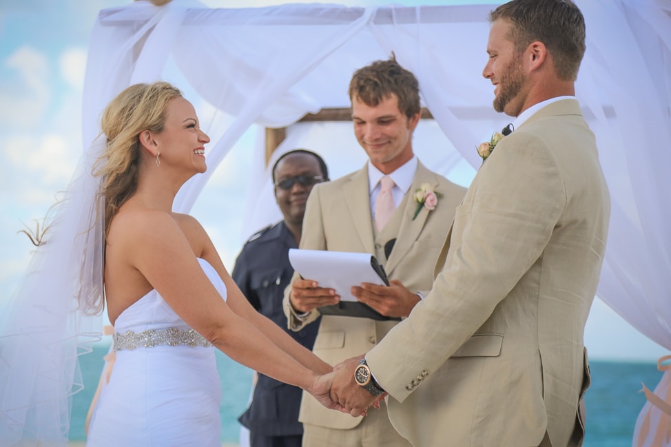 Love in the Bahamas | A Destination Wedding in Abaco