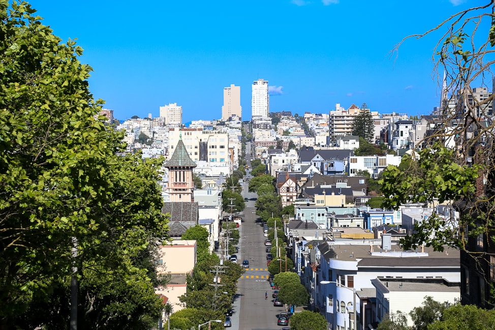 An Iconic Road Trip Down the Pacific Coast Highway