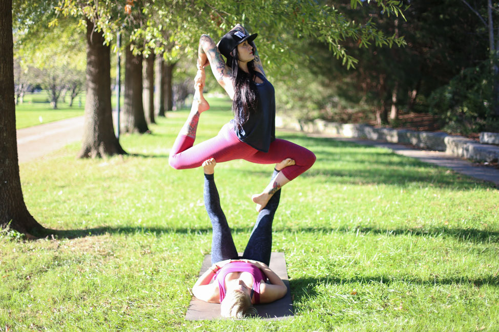 AcroYoga in Tennessee