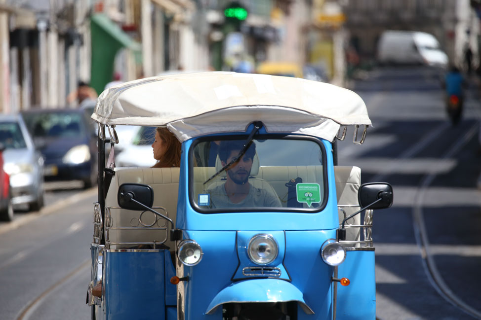 How to Get Around Lisbon, Portugal