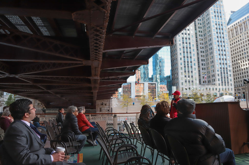 Architecture Boat Tour in Chicago