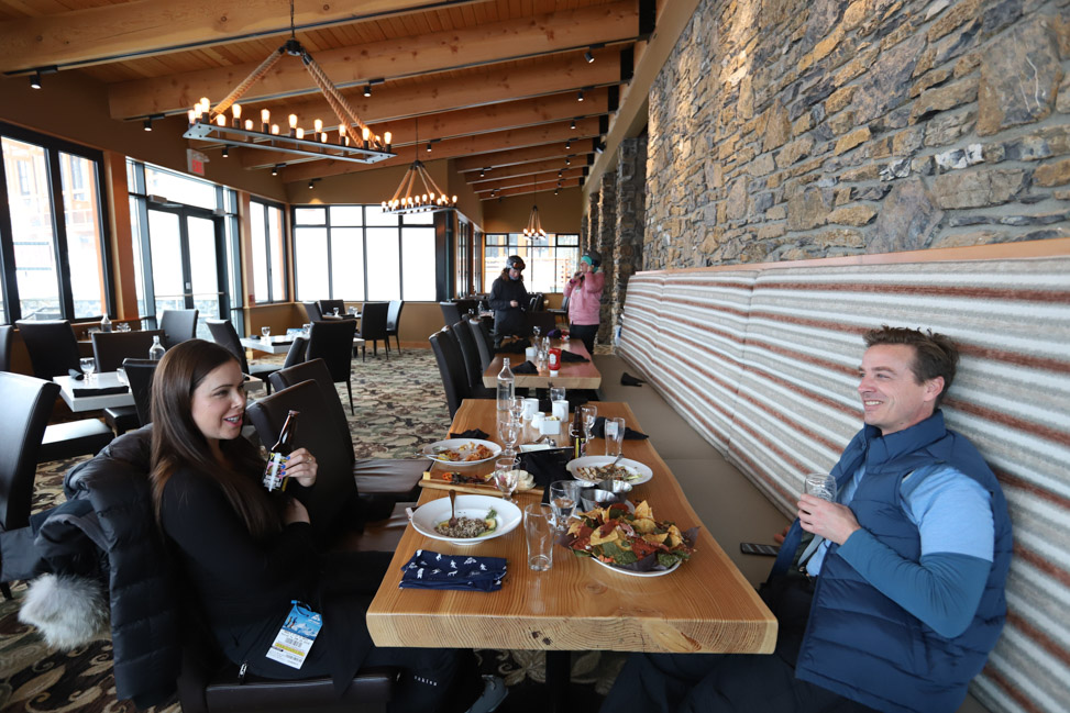Skiing Canada: Restaurants at Banff Sunshine