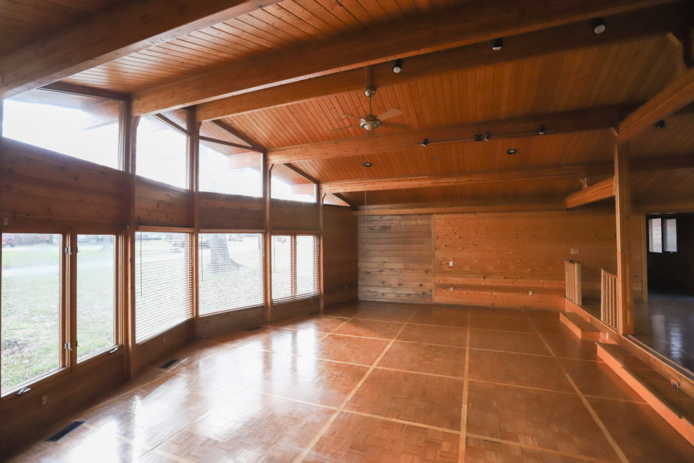 Midcentury Modern Cedar House