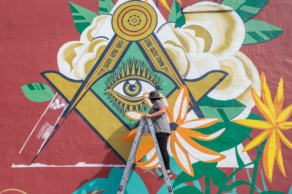 Masonic Lodge mural by Kim Radford in Tullahoma