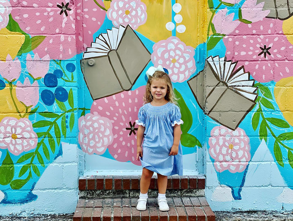 Dinosaur mural in Tullahoma