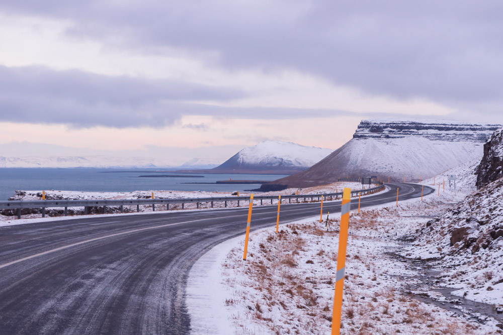 What does it cost to rent a car in Iceland?
