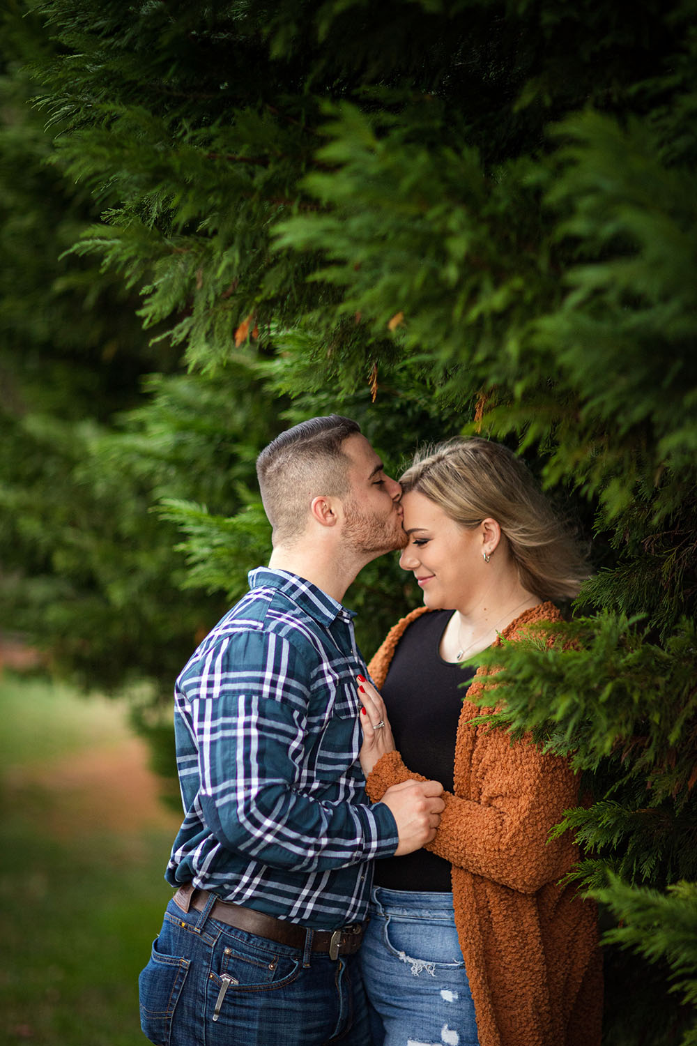 Engagement shoot in Tullahoma, Tennessee