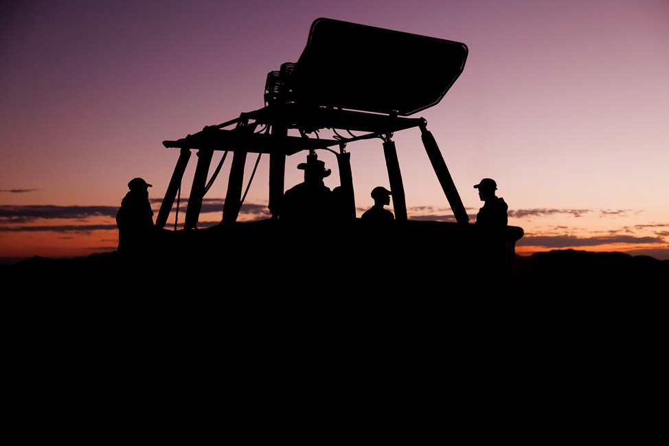 A hot air balloon ride in Namibia: views over the Sossusvlei Desert