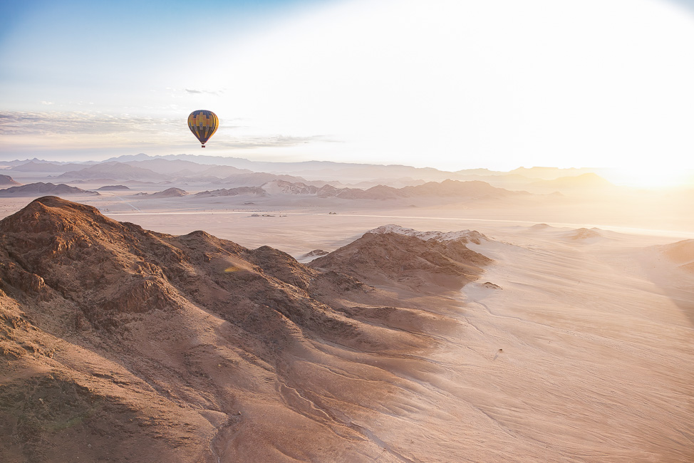 A hot air balloon ride in Namibia: views over the Sossusvlei Desert