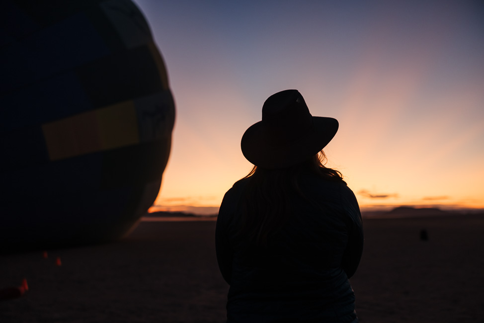 A hot air balloon ride in Namibia: views over the Sossusvlei Desert