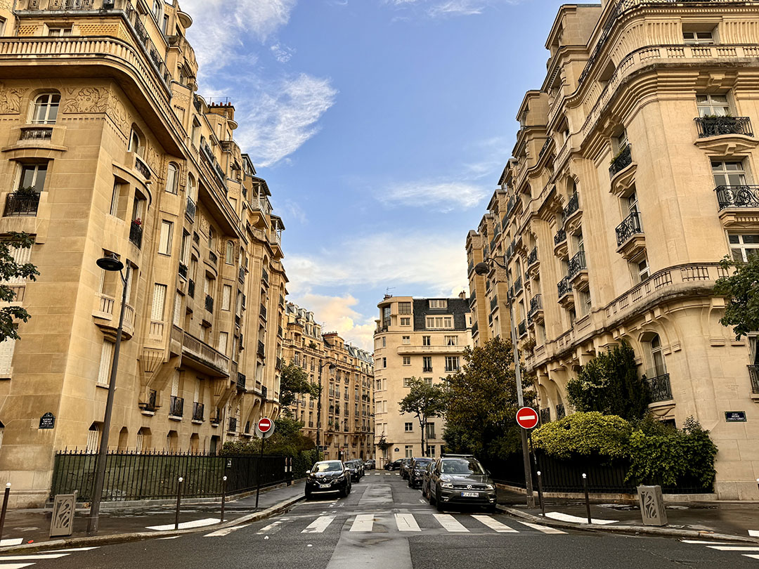 Paris, France | copyright: Kristin Luna of Odinn Media